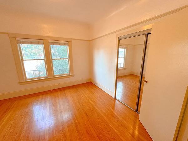 1BR/1BA Apartment · Fairfax photo 5