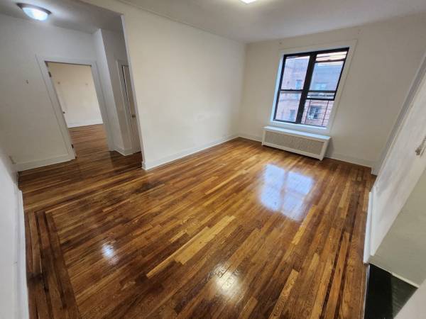 1BR/1BA Apartment · New York photo 2