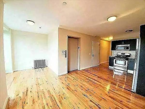 1BR/1BA Apartment · New York photo 4