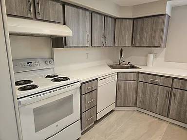 2BR/1BA Apartment · Saratoga photo 2