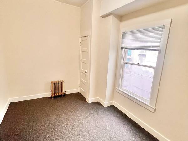1BR/1BA Apartment on Elm St · Yonkers photo 2