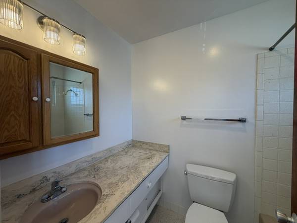 1BR/1BA Apartment · South San Francisco photo 5