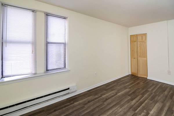 1BR/1BA Apartment · Berkeley photo 5