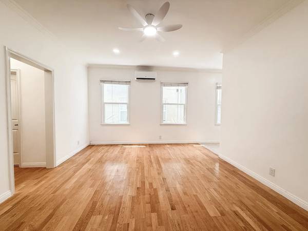 1BR/1BA Apartment on S Fremont St · San Mateo photo 2