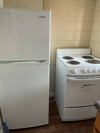 2BR/1BA Duplex · Pittsburg photo 4