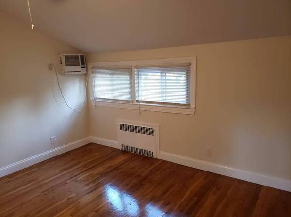 2BR/1BA Apartment · San Francisco photo 4