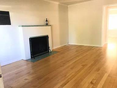 2BR/1BA Single Family House on Bryan Ave · Sunnyvale photo 5