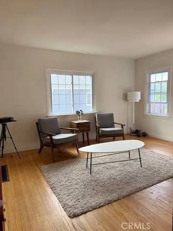 1BR/1BA Single Family House on Tulip Ave · Oakland photo 2