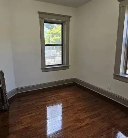 2BR/1BA Apartment · Hempstead photo 2