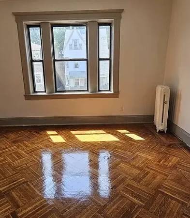 2BR/1BA Apartment · Hempstead photo 3