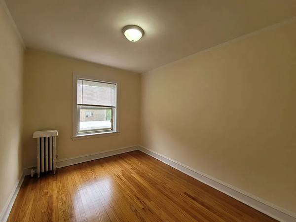 1BR/1BA Apartment · Queens Village photo 2