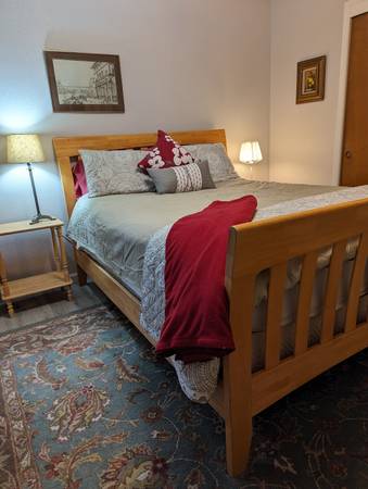 1BR/1BA Apartment · Berkeley photo 2