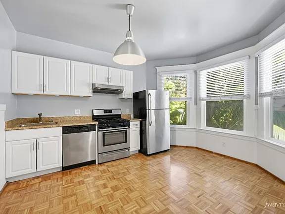 3BR/1BA Apartment on 16th St · San Francisco photo 3