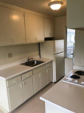 335 Alcatraz Avenue photo 2