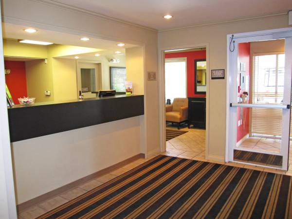 1BR/1BA Other on Circle Star Way · Redwood City photo 2