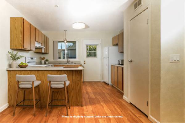 Creekside Village Apartments photo 2