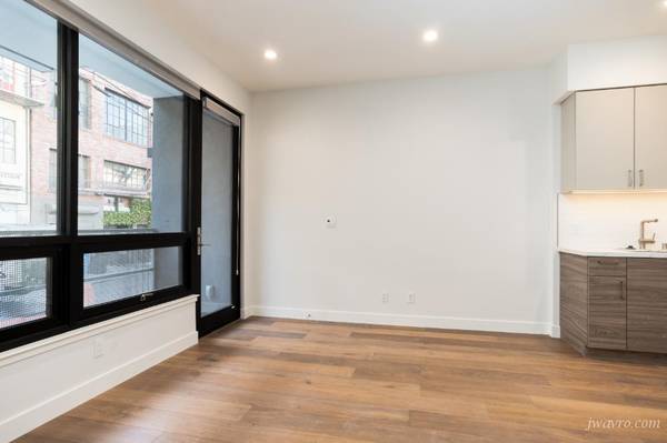 2BR/1BA Condo · San Francisco photo 5