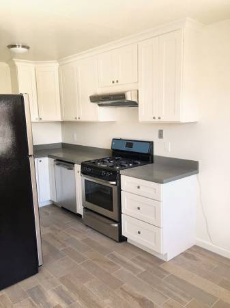 2BR/1BA Apartment on Liberty St · El Cerrito photo 2