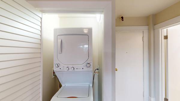 0BR/1BA Apartment on Bush Street · San Francisco photo 5