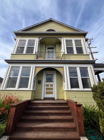 1BR/1BA Single Family House on Allston Way · Berkeley photo 3