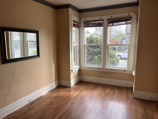 1BR/1BA Single Family House on Allston Way · Berkeley photo 5