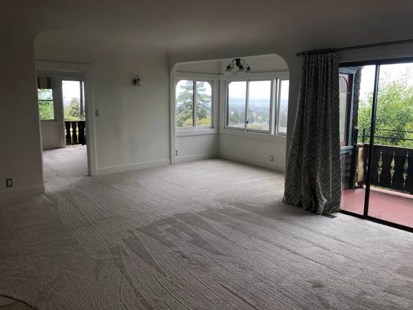 2BR/2BA Apartment · Berkeley photo 2