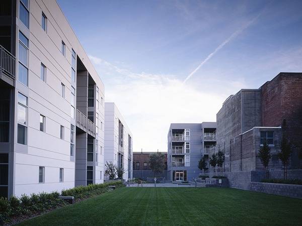 Apartments on S Third St · San Jose photo 2