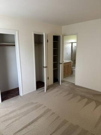 1BR/1BA Apartment on College Ave · Palo Alto photo 5