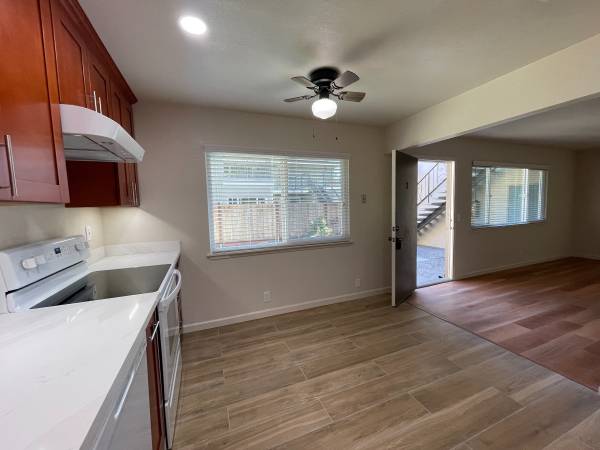 2BR/1BA Apartment · Santa Clara photo 3