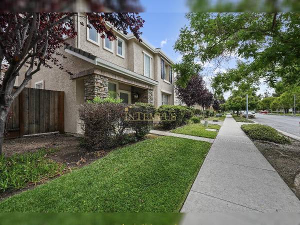 3BR/3BA Single Family House on Mckay Dr · San Jose photo 3