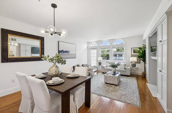 1BR/1BA Condo · Burlingame photo 3