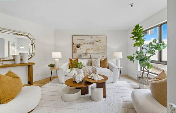 1BR/1BA Condo · Burlingame photo 2