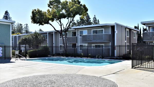 Branham House photo 3