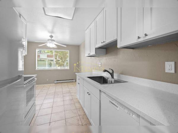 2BR/2BA Condo on Keystone Avenue · San Jose photo 5
