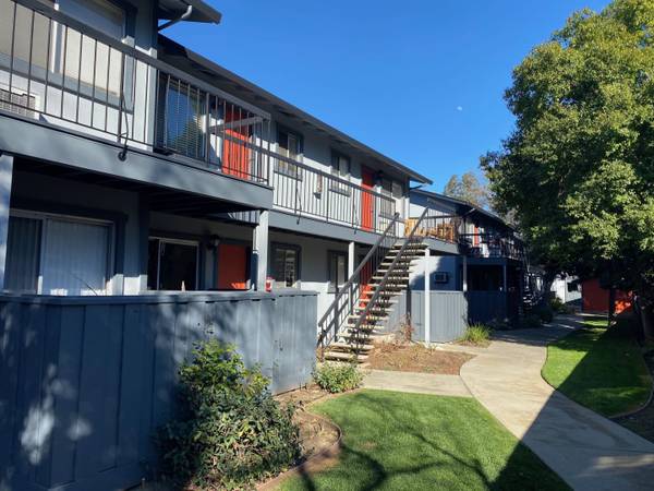 0BR/1BA Apartment on Union Ave · Campbell photo 3