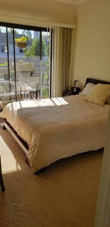 3BR/2BA Apartment · Redwood City photo 2