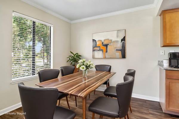 Apartments on Park Lake Cir · Walnut Creek