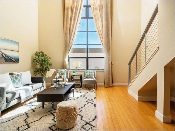 1BR/2BA Condo · Palo Alto photo 2