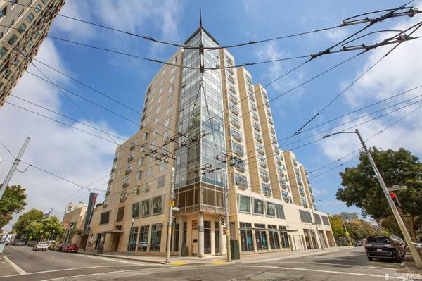 1BR/1BA Condo on Fillmore St · San Francisco photo 2
