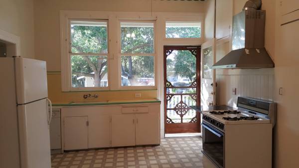 2BR/2BA Single Family House on Rose Ave 2 · Pleasanton photo 4
