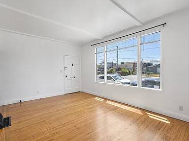 PACIFIC AVE 221 photo 3