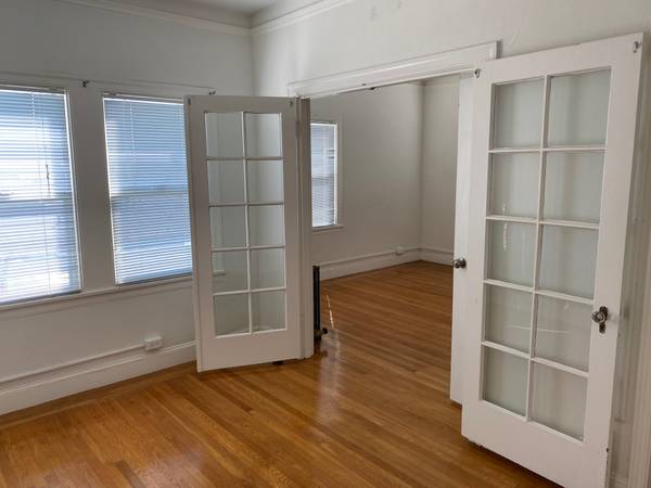 0BR/1BA Apartment · Emeryville photo 3