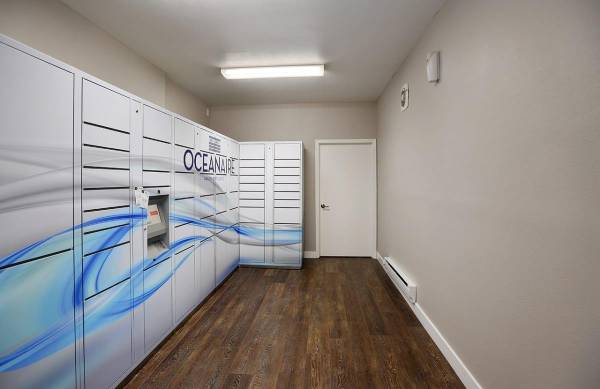 Apartments on Esplanade Ave · Daly City photo 2