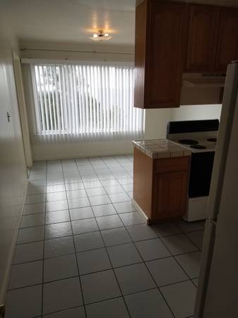2BR/1BA Other on Geary Boulevard · San Francisco photo 4