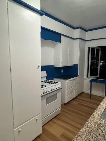 0BR/1BA Apartment · Oakland photo 4
