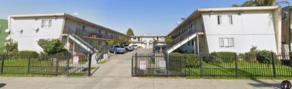 1BR/1BA Apartment on Russell · Berkeley photo 5