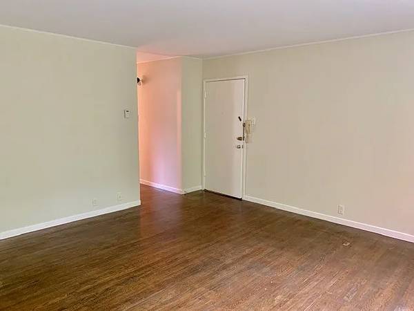1BR/1BA Apartment on Clay St · San Francisco photo 4
