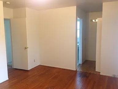 2BR/1BA Apartment on Pacific Heights Blvd · San Bruno photo 4