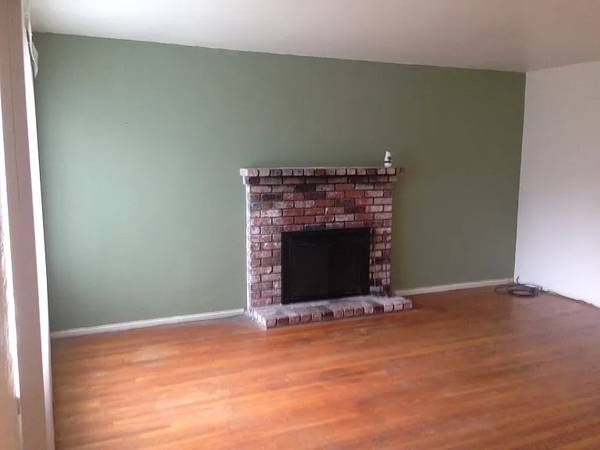 2BR/1BA Apartment on Pacific Heights Blvd · San Bruno photo 3