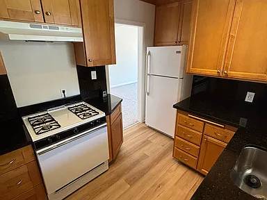 1BR/1BA Apartment on Noel Dr · Menlo Park photo 5